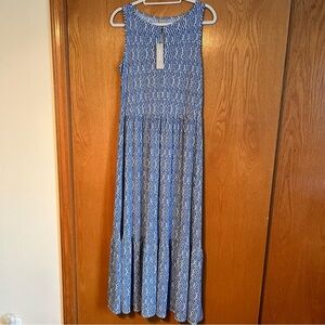 NWT Chicos size 1-8  blue and white print maxi dress